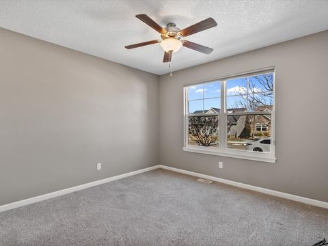 Tiny photo for 4732 Pheasant Creek Avenue, Davenport, IA 52807 (MLS # 12595849)