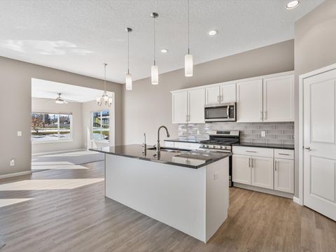 Tiny photo for 4732 Pheasant Creek Avenue, Davenport, IA 52807 (MLS # 12595849)