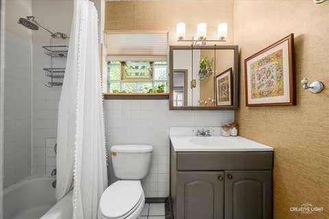 Tiny photo for 108 E Burlington Avenue, Westmont, IL 60559 (MLS # 12674382)
