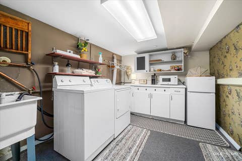 Tiny photo for 108 E Burlington Avenue, Westmont, IL 60559 (MLS # 12674382)