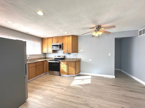 Tiny photo for 1410 Beverly Lane, Streamwood, IL 60107 (MLS # 12533263)