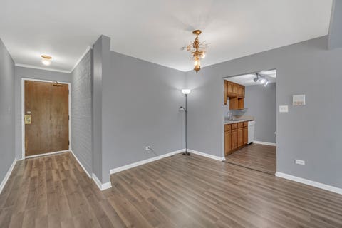 Tiny photo for 138 E Bailey Road #M, Naperville, IL 60565 (MLS # 12679506)