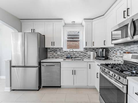 Tiny photo for 3238 N Nottingham Avenue, Chicago, IL 60634 (MLS # 12726700)