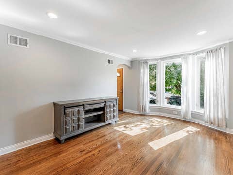 Tiny photo for 3238 N Nottingham Avenue, Chicago, IL 60634 (MLS # 12726700)