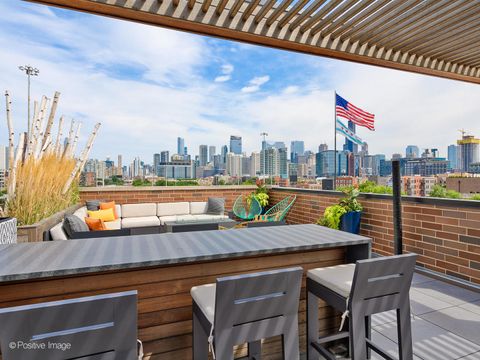 Tiny photo for 602 N May Street #3, Chicago, IL 60642 (MLS # 12499959)