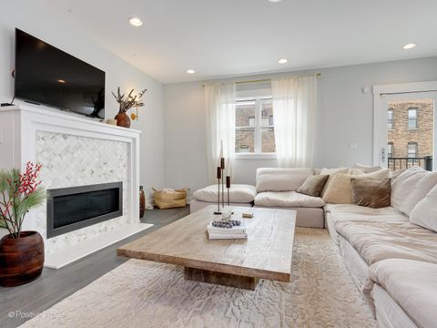 Tiny photo for 602 N May Street #3, Chicago, IL 60642 (MLS # 12499959)