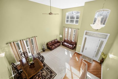 Tiny photo for 9229 NATCHEZ Avenue, Morton Grove, IL 60053 (MLS # 12584256)