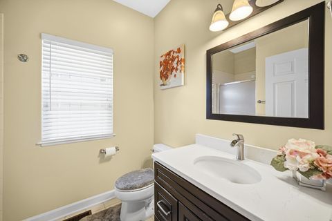 Tiny photo for 9229 NATCHEZ Avenue, Morton Grove, IL 60053 (MLS # 12584256)