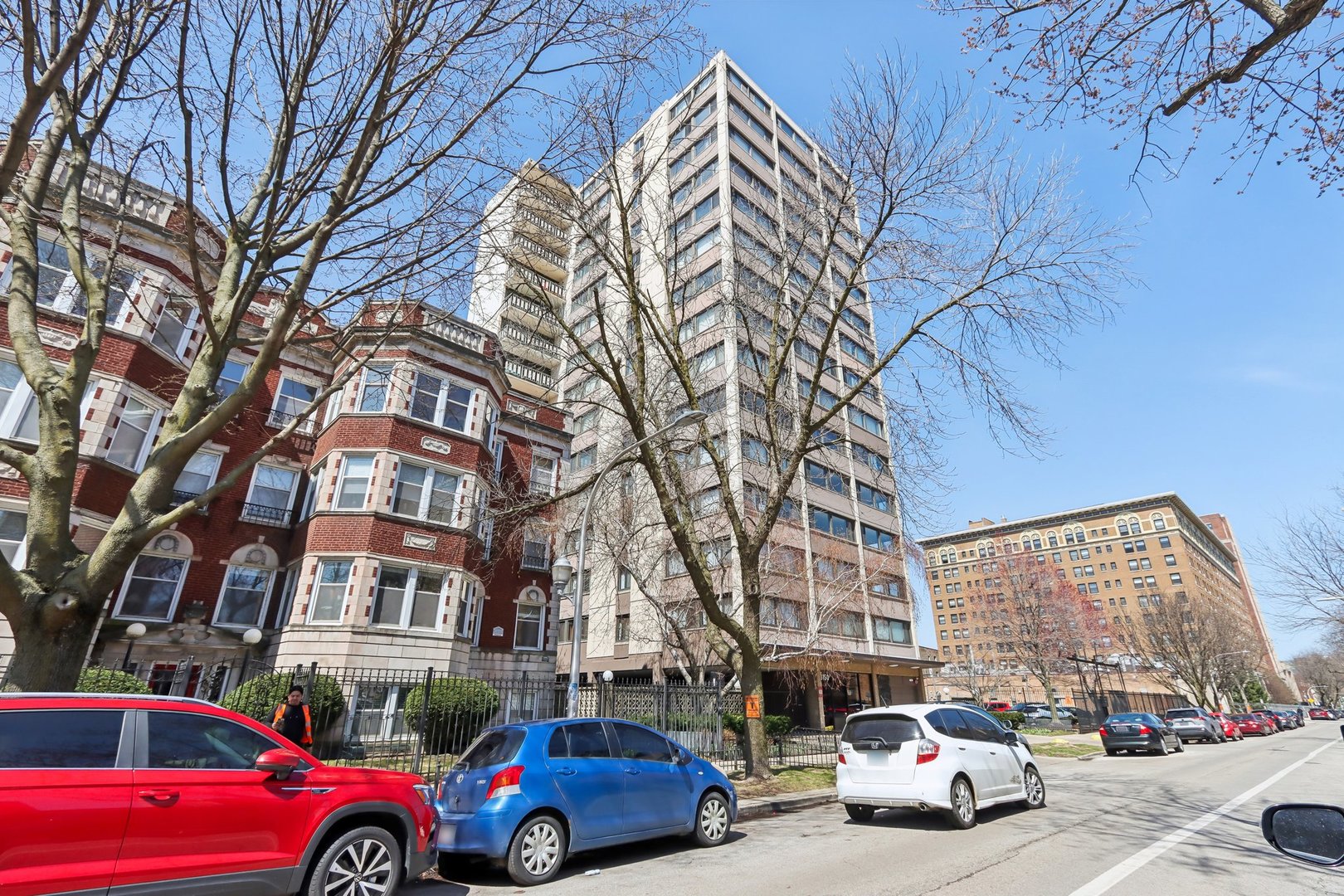 6150 N Kenmore Avenue 5D