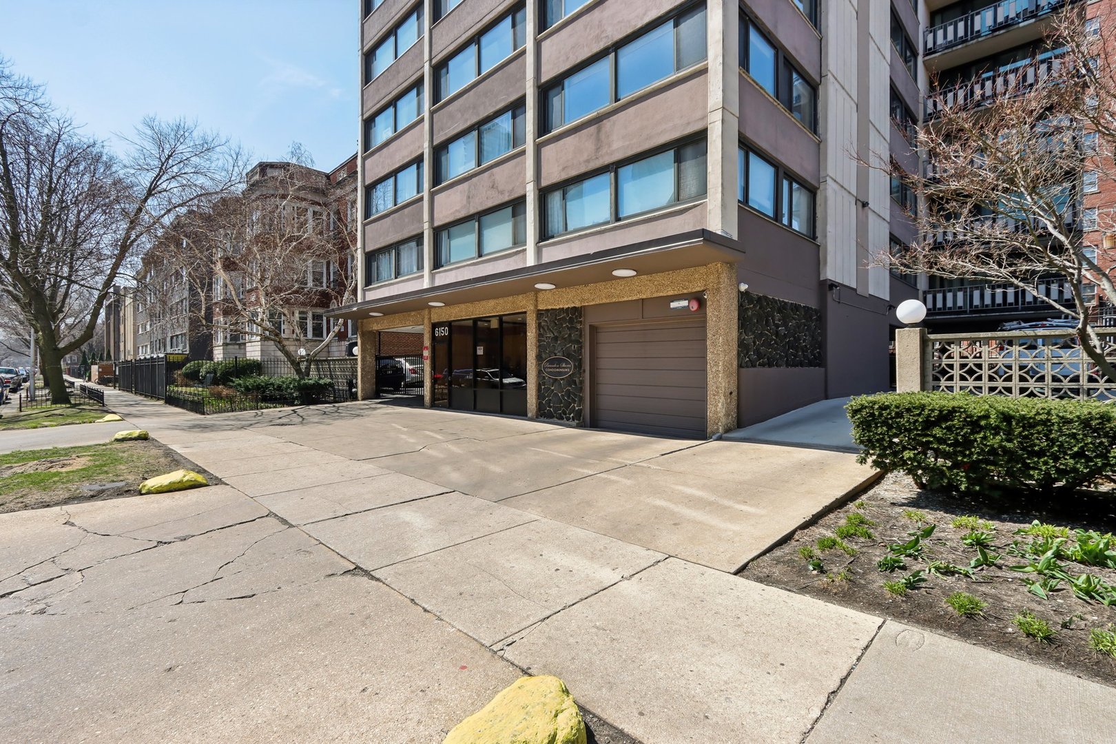 6150 N Kenmore Avenue 5D