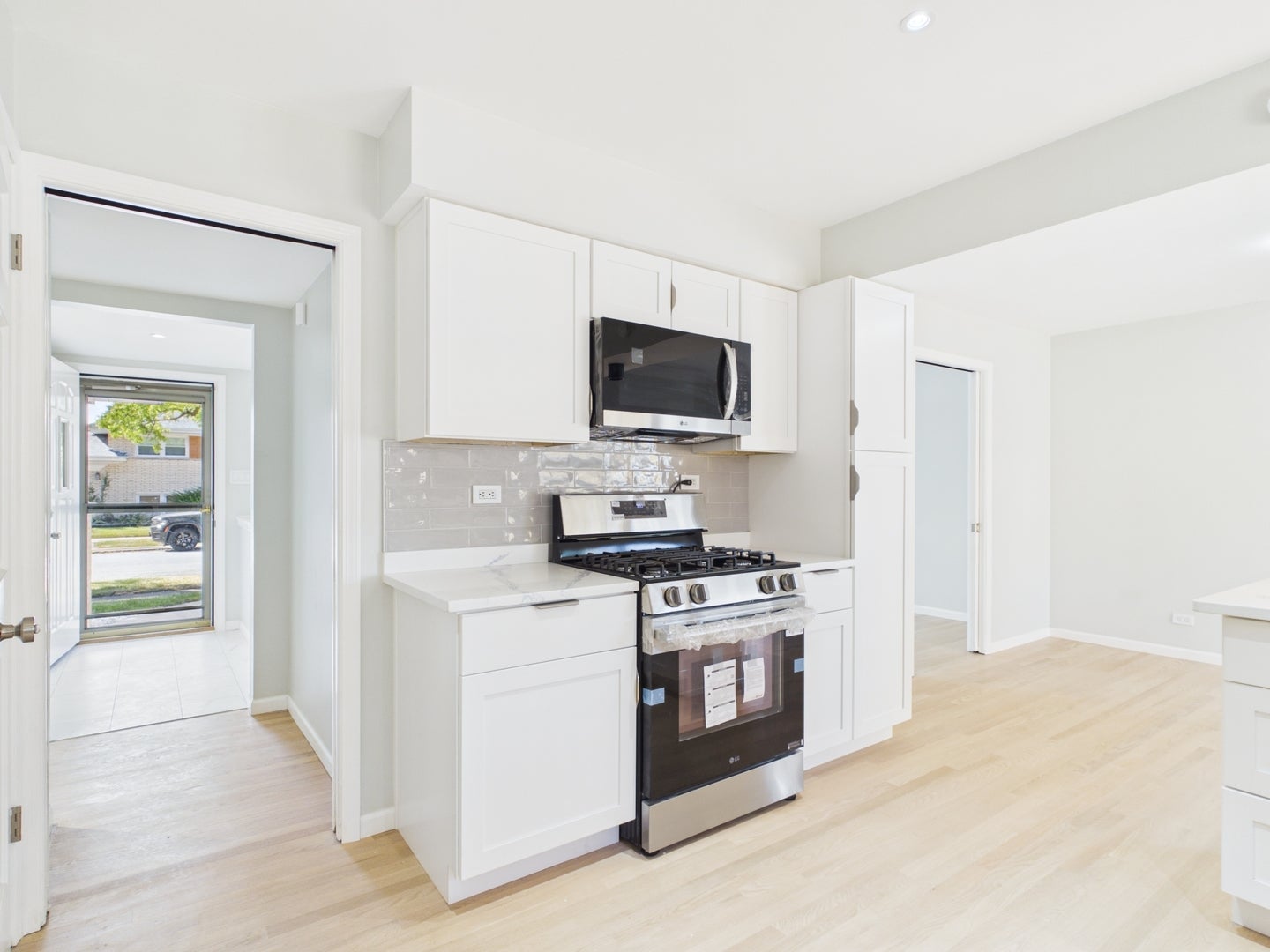 16712 Elm Street