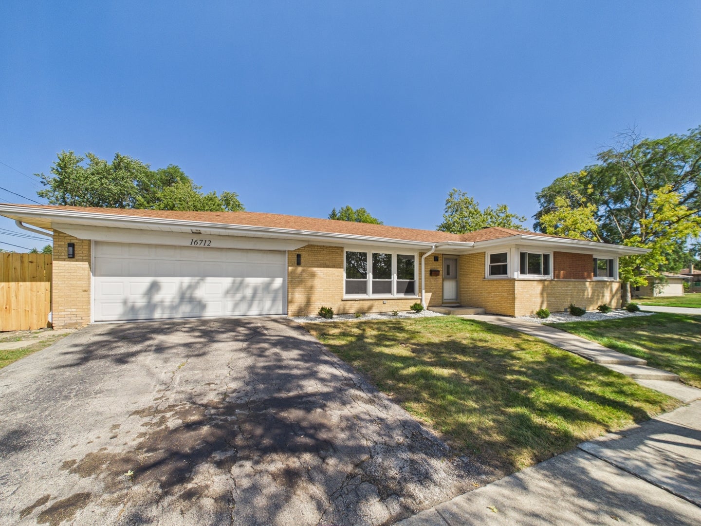 16712 Elm Street