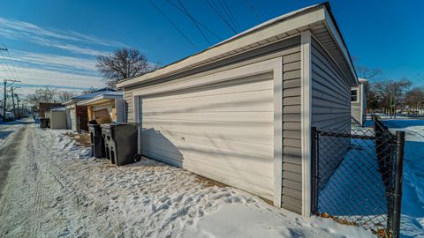 Tiny photo for 9801 S Exchange Avenue, Chicago, IL 60617 (MLS # 12561866)