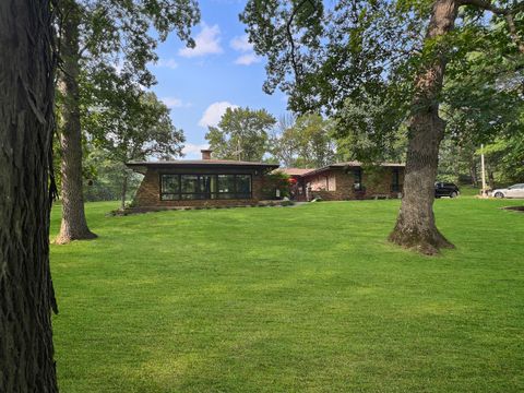 Tiny photo for 22929 Burnham Avenue, Chicago Heights, IL 60411 (MLS # 12651045)
