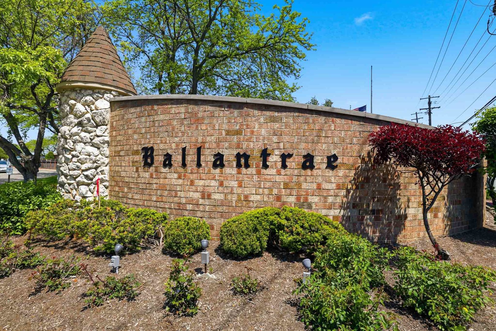 660 BALLANTRAE Drive B