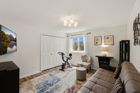 Tiny photo for 660 BALLANTRAE Drive #B, Northbrook, IL 60062 (MLS # 12646915)