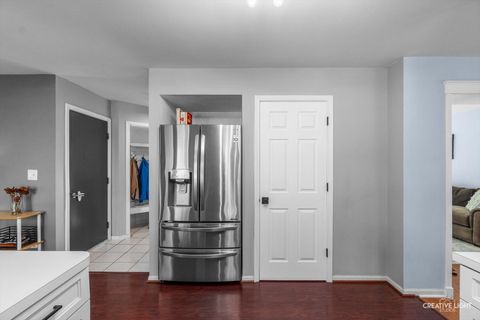 Tiny photo for 895 Lowell Lane, Naperville, IL 60540 (MLS # 12487395)