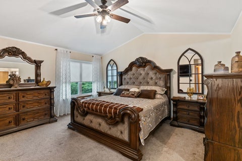 Tiny photo for 271 Fairhaven Drive, St. Charles, IL 60175 (MLS # 12756114)