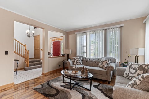 Tiny photo for 271 Fairhaven Drive, St. Charles, IL 60175 (MLS # 12756114)