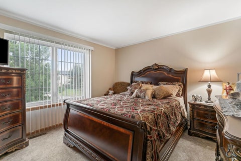 Tiny photo for 271 Fairhaven Drive, St. Charles, IL 60175 (MLS # 12756114)
