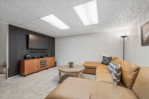 Tiny photo for 39 Boxwood Lane, Cary, IL 60013 (MLS # 12627877)