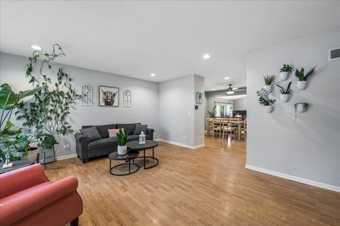 Tiny photo for 39 Boxwood Lane, Cary, IL 60013 (MLS # 12627877)