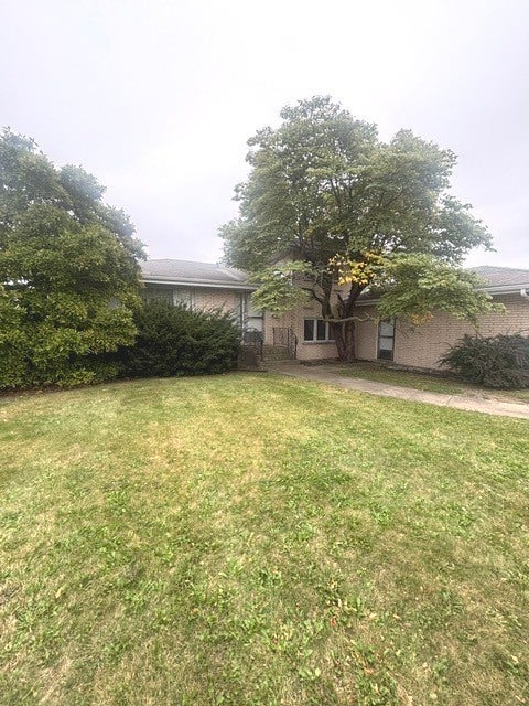 Photo of 16611 Evans Avenue, South Holland, IL 60473 (MLS # 12791478)
