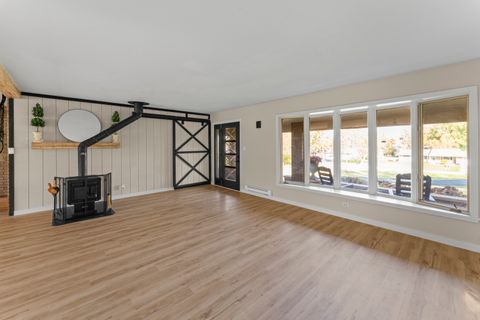 Tiny photo for 9510 Knolltop Road, Union, IL 60180 (MLS # 12507200)