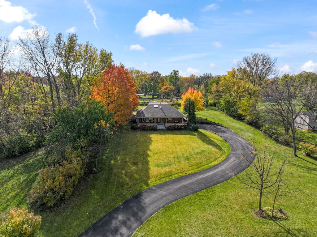 Photo for 9510 Knolltop Road, Union, IL 60180 (MLS # 12507200)