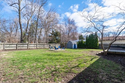 Tiny photo for 1826 E Lafayette Street, Bloomington, IL 61701 (MLS # 12591541)