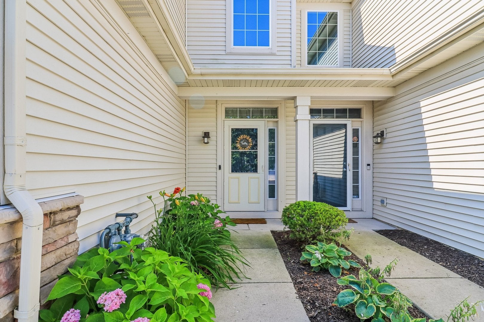 512 S Jade Lane
