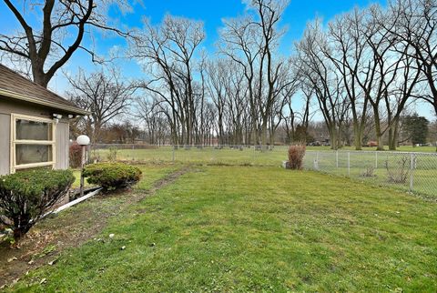 Tiny photo for 15705 Madison Avenue, Dolton, IL 60419 (MLS # 12524931)