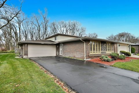 Tiny photo for 15705 Madison Avenue, Dolton, IL 60419 (MLS # 12524931)