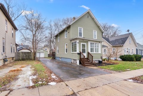 544 Charles Street Aurora IL 60506