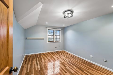 Tiny photo for 15 Winding Branch Road, Hawthorn Woods, IL 60047 (MLS # 12710962)