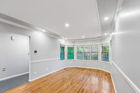 Tiny photo for 15 Winding Branch Road, Hawthorn Woods, IL 60047 (MLS # 12710962)
