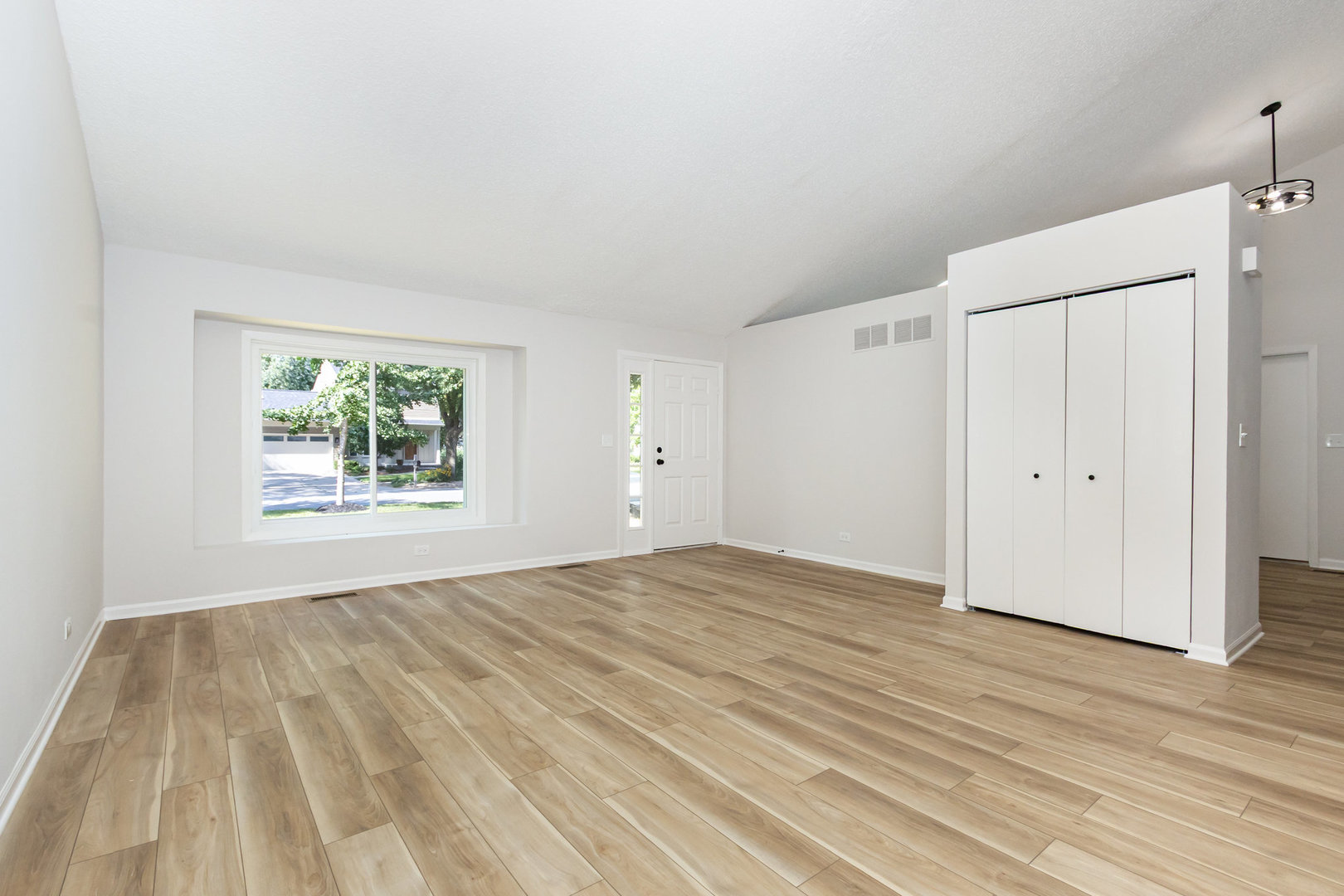1134 Gateshead Drive