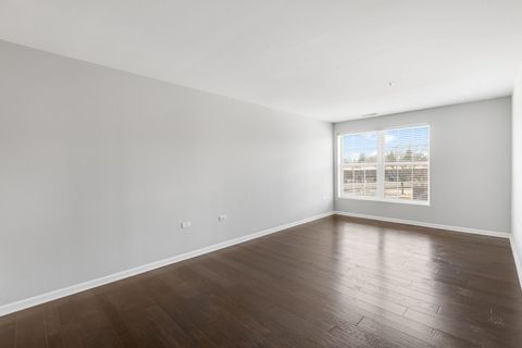 Tiny photo for 1800 Dewes Street #310, Glenview, IL 60025 (MLS # 12578417)