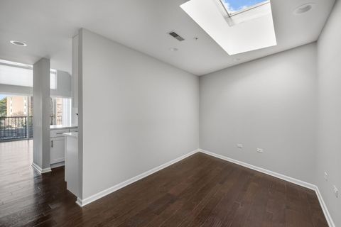 Tiny photo for 1800 Dewes Street #310, Glenview, IL 60025 (MLS # 12578417)