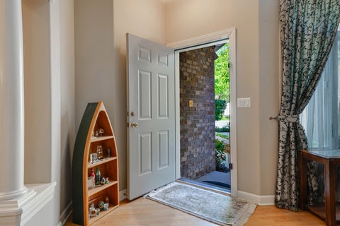 Tiny photo for 1576 S Kembley Avenue, Palatine, IL 60067 (MLS # 12672978)
