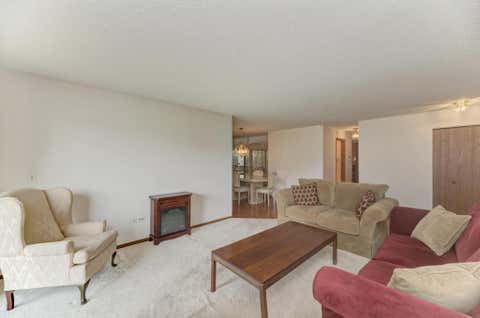 Tiny photo for 504 Elizabeth Drive #18-B-L, Wood Dale, IL 60191 (MLS # 12690527)