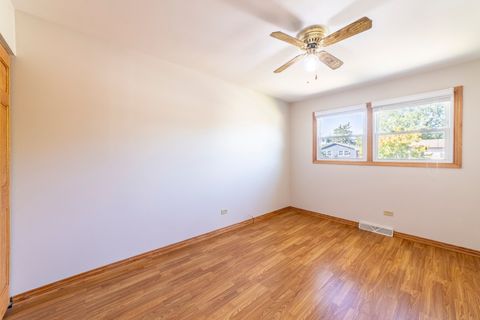 Tiny photo for 7533 161st Place, Tinley Park, IL 60477 (MLS # 12434589)