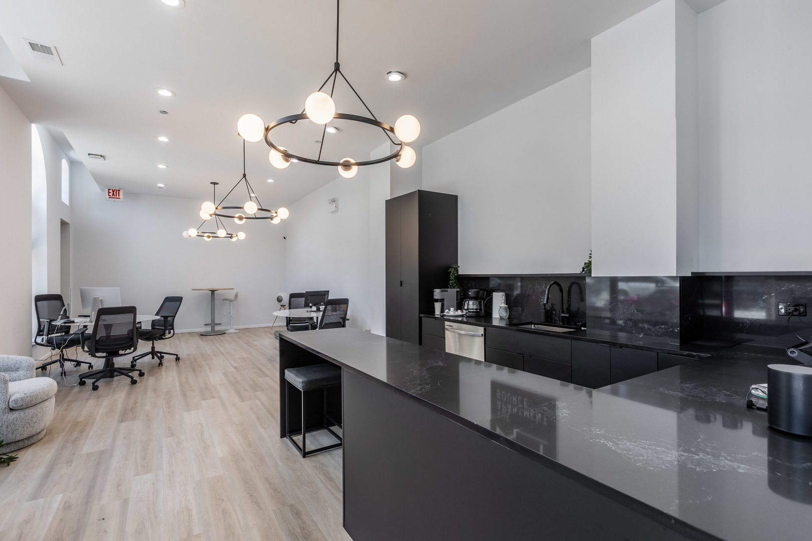 5009 N Sheridan Road COMMERCIAL