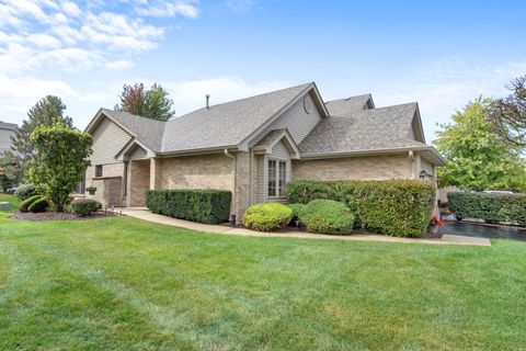 Tiny photo for 11901 Somerset Road, Orland Park, IL 60467 (MLS # 12467556)