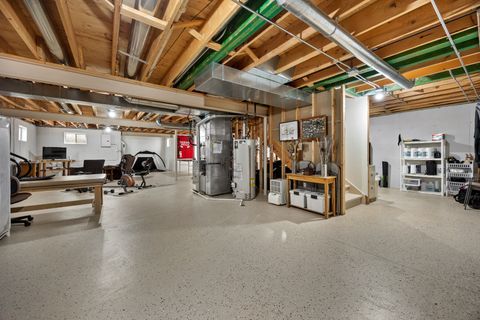 Tiny photo for 11901 Somerset Road, Orland Park, IL 60467 (MLS # 12467556)