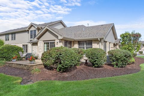 Tiny photo for 11901 Somerset Road, Orland Park, IL 60467 (MLS # 12467556)