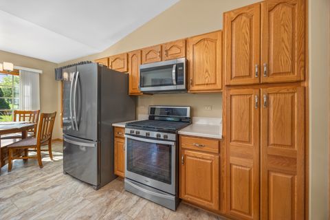 Tiny photo for 11901 Somerset Road, Orland Park, IL 60467 (MLS # 12467556)