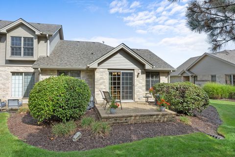 Tiny photo for 11901 Somerset Road, Orland Park, IL 60467 (MLS # 12467556)