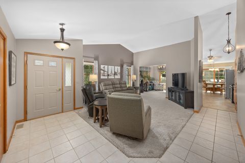 Tiny photo for 11901 Somerset Road, Orland Park, IL 60467 (MLS # 12467556)