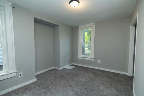 Tiny photo for 622 E Mulberry Street, Bloomington, IL 61701 (MLS # 12732503)